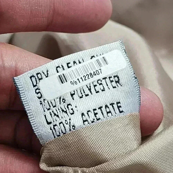 John Meyer Womens Beige Blazer Size 8 With Gold Button & Chain Detail - Picture 5 of 8